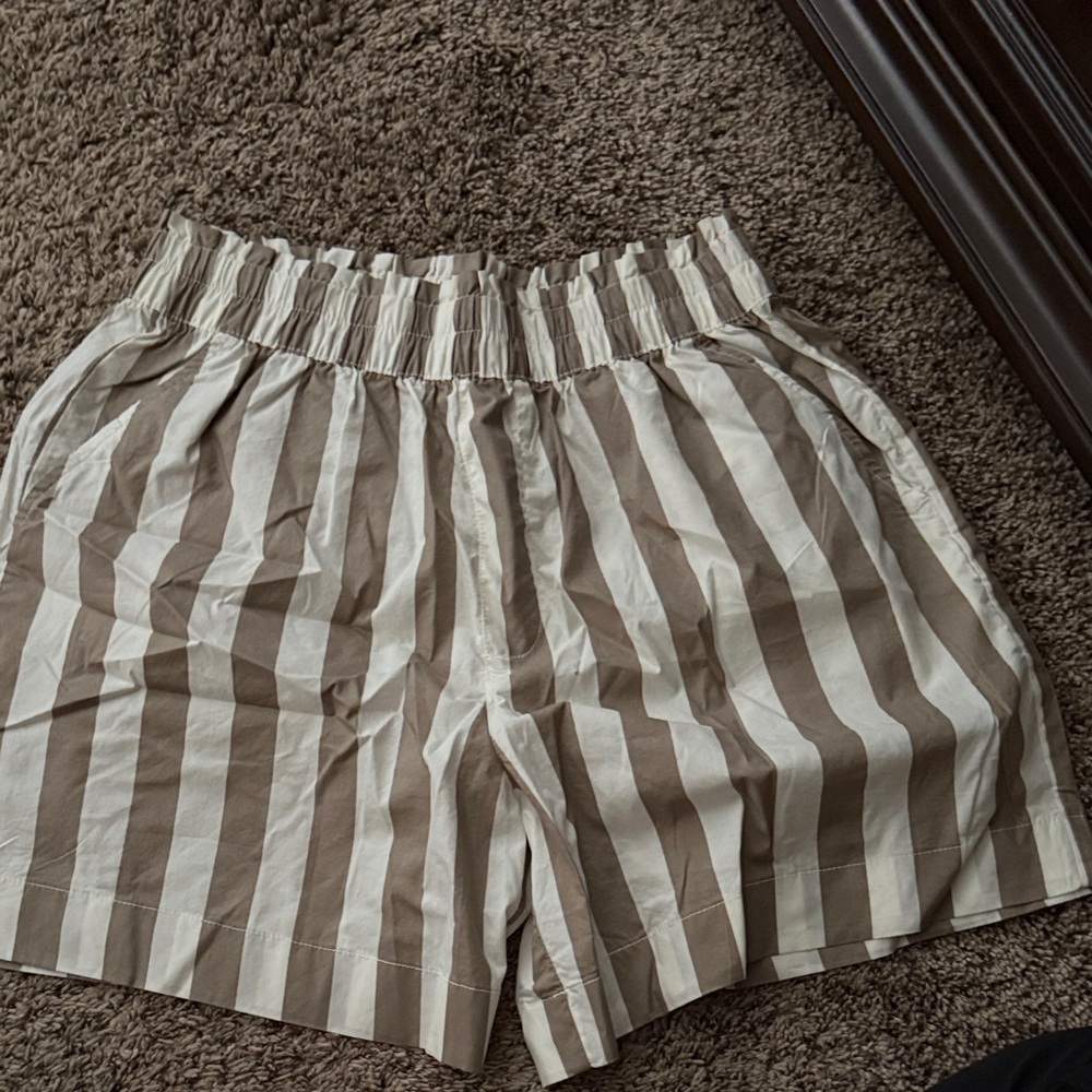 Aerie High Waist Striped Cream and Brown Shorts